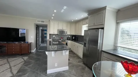 510 Flanders K Delray Beach FL 33484