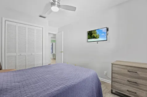 1089 Raintree Drive Palm Beach Gardens FL 33410