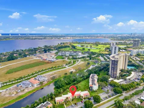 2520 Presidential Way West Palm Beach FL 33401