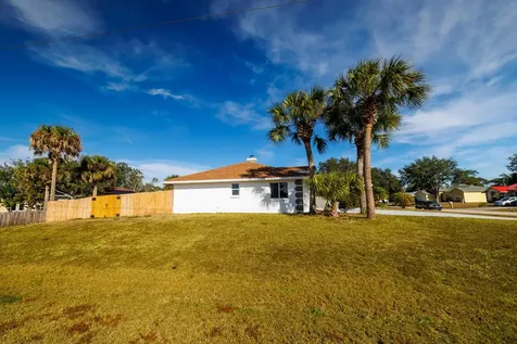 1604 Carbondale Avenue Palm Bay FL 32907