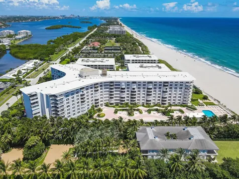 2295 S Ocean Boulevard Palm Beach FL 33480