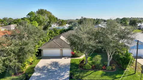2425 Sw Dalpina Road Port Saint Lucie FL 34953