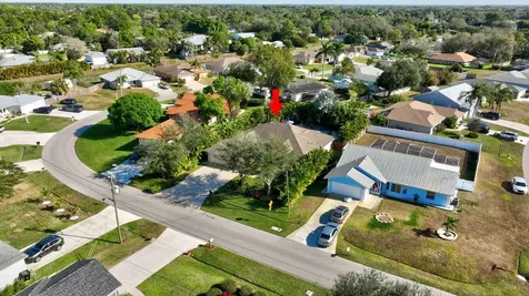 2425 Sw Dalpina Road Port Saint Lucie FL 34953