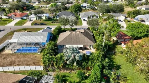 2425 Sw Dalpina Road Port Saint Lucie FL 34953