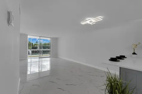 750 Ne Spanish River Boulevard Boca Raton FL 33431