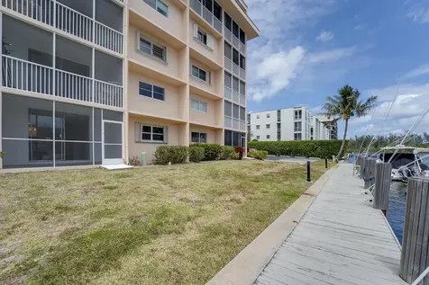 750 Ne Spanish River Boulevard Boca Raton FL 33431