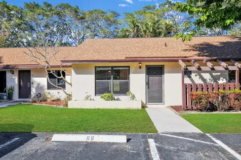 66 Via De Casas Norte Boynton Beach FL 33426
