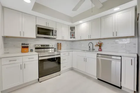 3800 Oaks Clubhouse Drive Pompano Beach FL 33069