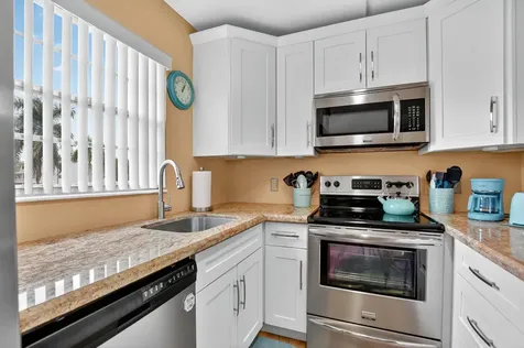 351 Fanshaw I Boca Raton FL 33434