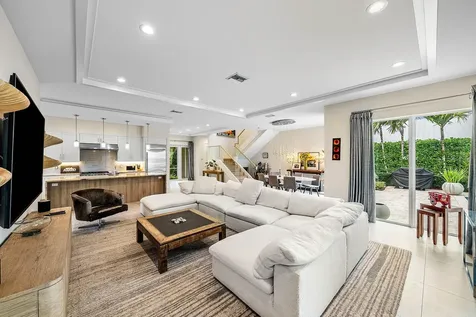217 Gulfstream Boulevard Boynton Beach FL 33435
