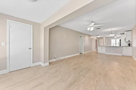 13745 Flora Place Delray Beach FL 33484