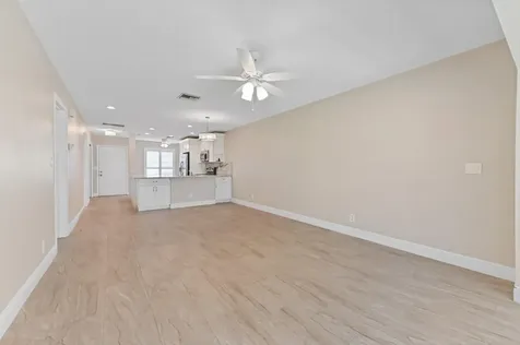 13745 Flora Place Delray Beach FL 33484