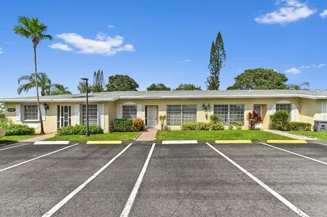 13745 Flora Place Delray Beach FL 33484