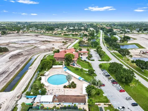 13745 Flora Place Delray Beach FL 33484