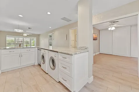 13745 Flora Place Delray Beach FL 33484