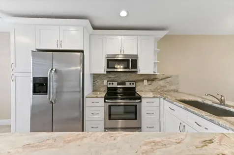 13745 Flora Place Delray Beach FL 33484