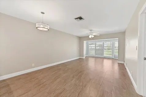 13745 Flora Place Delray Beach FL 33484