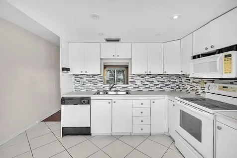 2302 Lucaya Lane Coconut Creek FL 33067