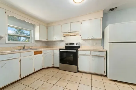 507 Gardenia Avenue Fort Pierce FL 34982