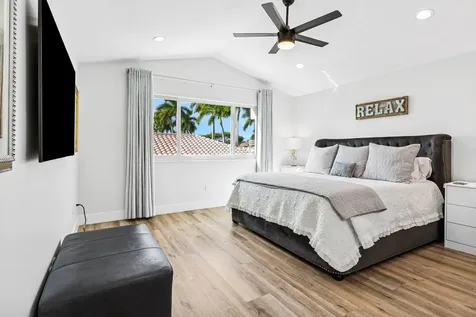 5183 Nw 25th Way Boca Raton FL 33496