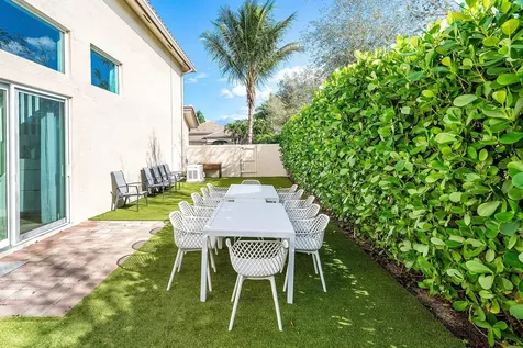 5183 Nw 25th Way Boca Raton FL 33496