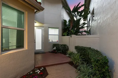 5183 Nw 25th Way Boca Raton FL 33496