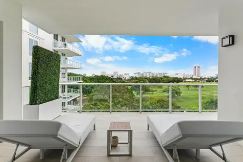 200 Se Mizner Boulevard Boca Raton FL 33432