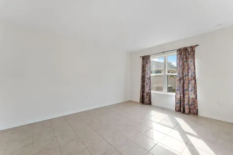 5330 Nw Pine Trail Circle Port Saint Lucie FL 34983