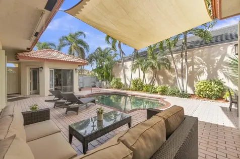 215 Citrus Trail Boynton Beach FL 33436