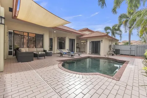 215 Citrus Trail Boynton Beach FL 33436