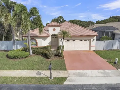 215 Citrus Trail Boynton Beach FL 33436
