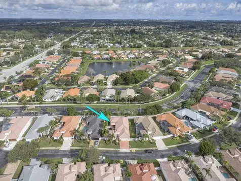 215 Citrus Trail Boynton Beach FL 33436