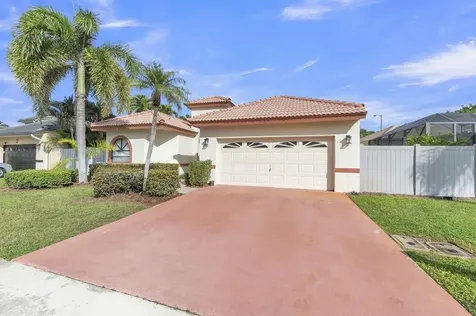 215 Citrus Trail Boynton Beach FL 33436