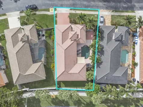 215 Citrus Trail Boynton Beach FL 33436