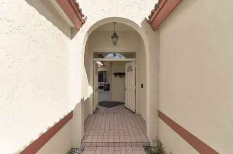 215 Citrus Trail Boynton Beach FL 33436