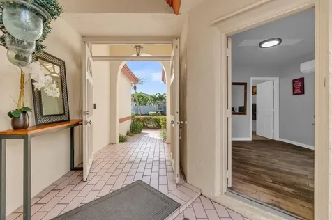 215 Citrus Trail Boynton Beach FL 33436