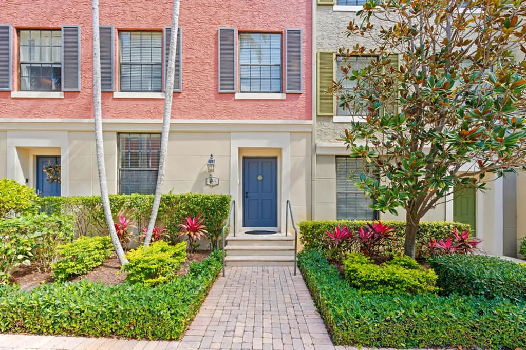 656 Fern Street West Palm Beach FL 33401