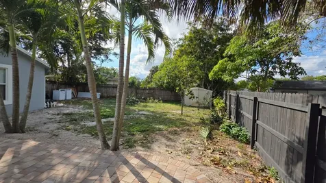 131 Puffin Court Royal Palm Beach FL 33411