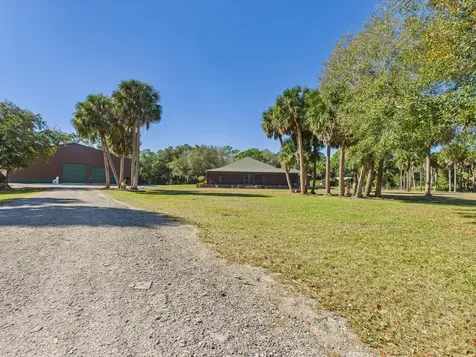 32801 Us Highway 441 Okeechobee FL 34972