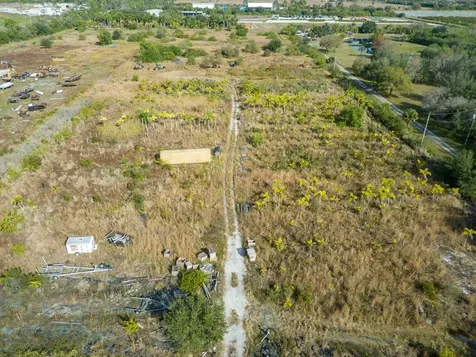 7300 17th Street Vero Beach FL 32968