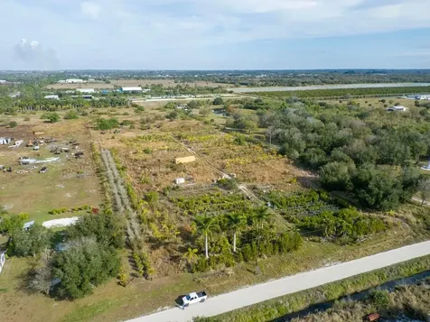 7300 17th Street Vero Beach FL 32968