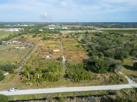 7300 17th Street Vero Beach FL 32968