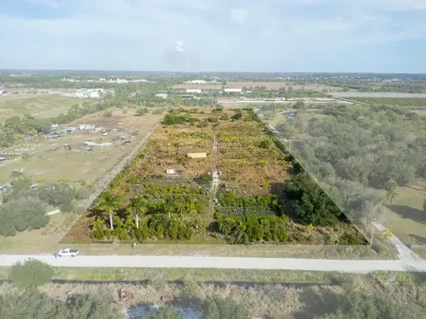 7300 17th Street Vero Beach FL 32968