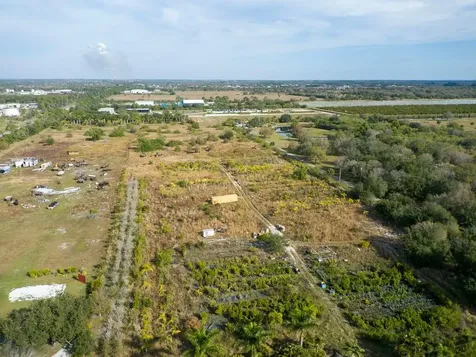 7300 17th Street Vero Beach FL 32968