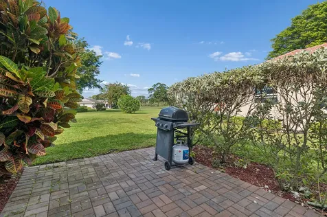 13 Fairway Boynton Beach FL 33436