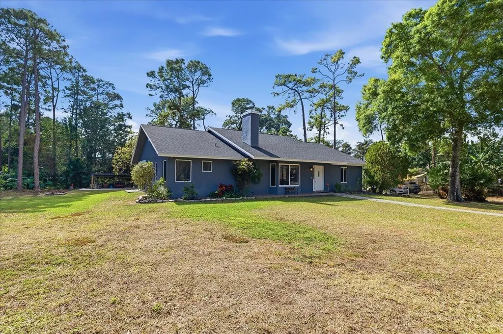 14430 61st Court The Acreage FL 33470