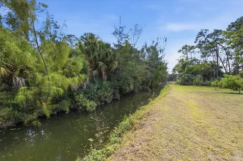 14430 61st Court The Acreage FL 33470