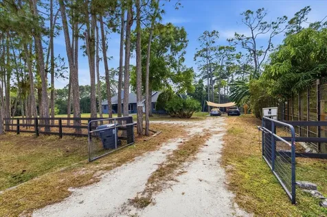 14430 61st Court The Acreage FL 33470