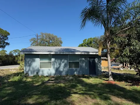 2104 N 53rd Street Fort Pierce FL 34946