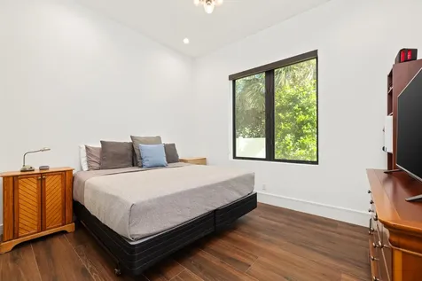 10 Coconut Road Delray Beach FL 33444